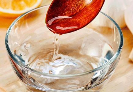 衣物染上颜色怎么清洗,衣物染上污渍