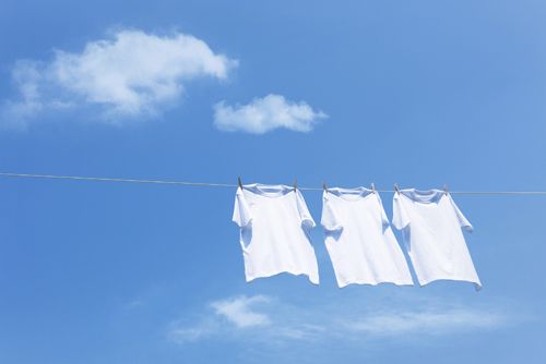 衣物染上颜色怎么清洗,衣物染上污渍