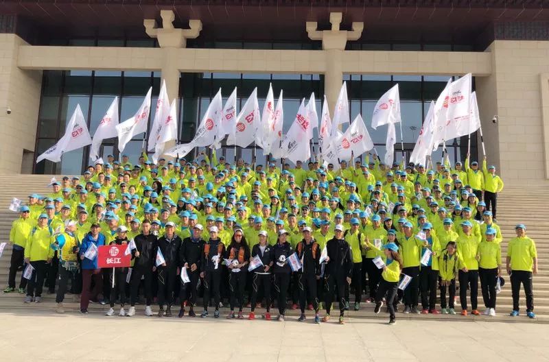 一颗枸杞改变一个村庄！跑完戈壁挑战赛，他们又跑赢了……