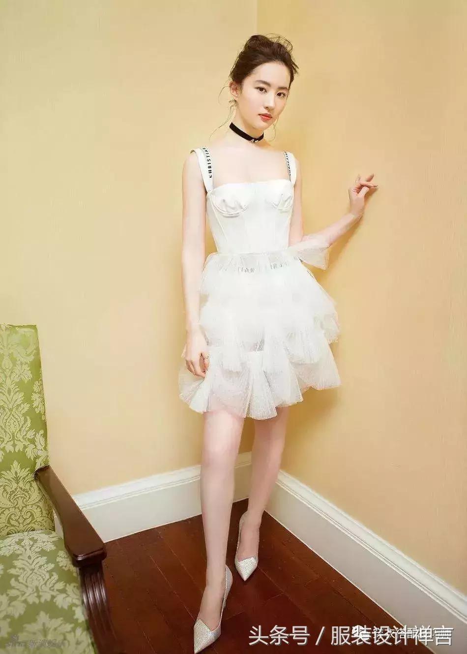 穿衣搭配无袖牛仔,无袖衣服怎么搭配内搭