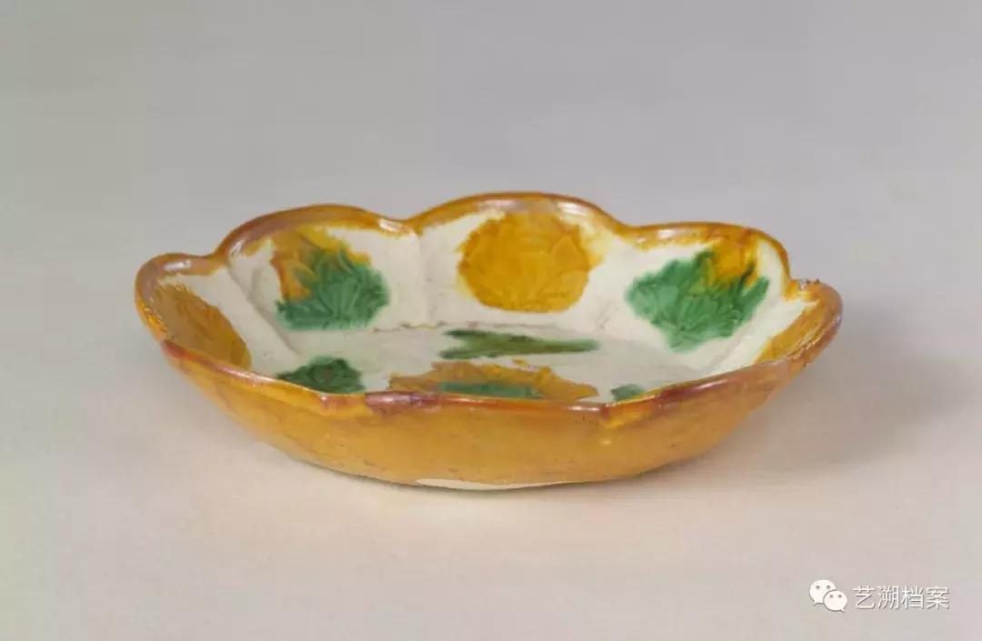 宋三彩的详细介绍,宋三彩有价值吗