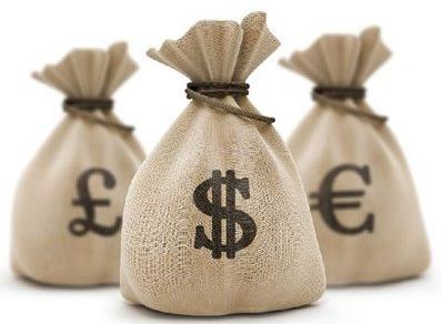 女朋友想买2000元的包包,女友想买2万的包