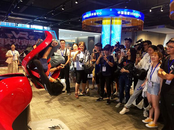 两岸青年走进福建的感受,两岸青年会聚平潭共学电商经