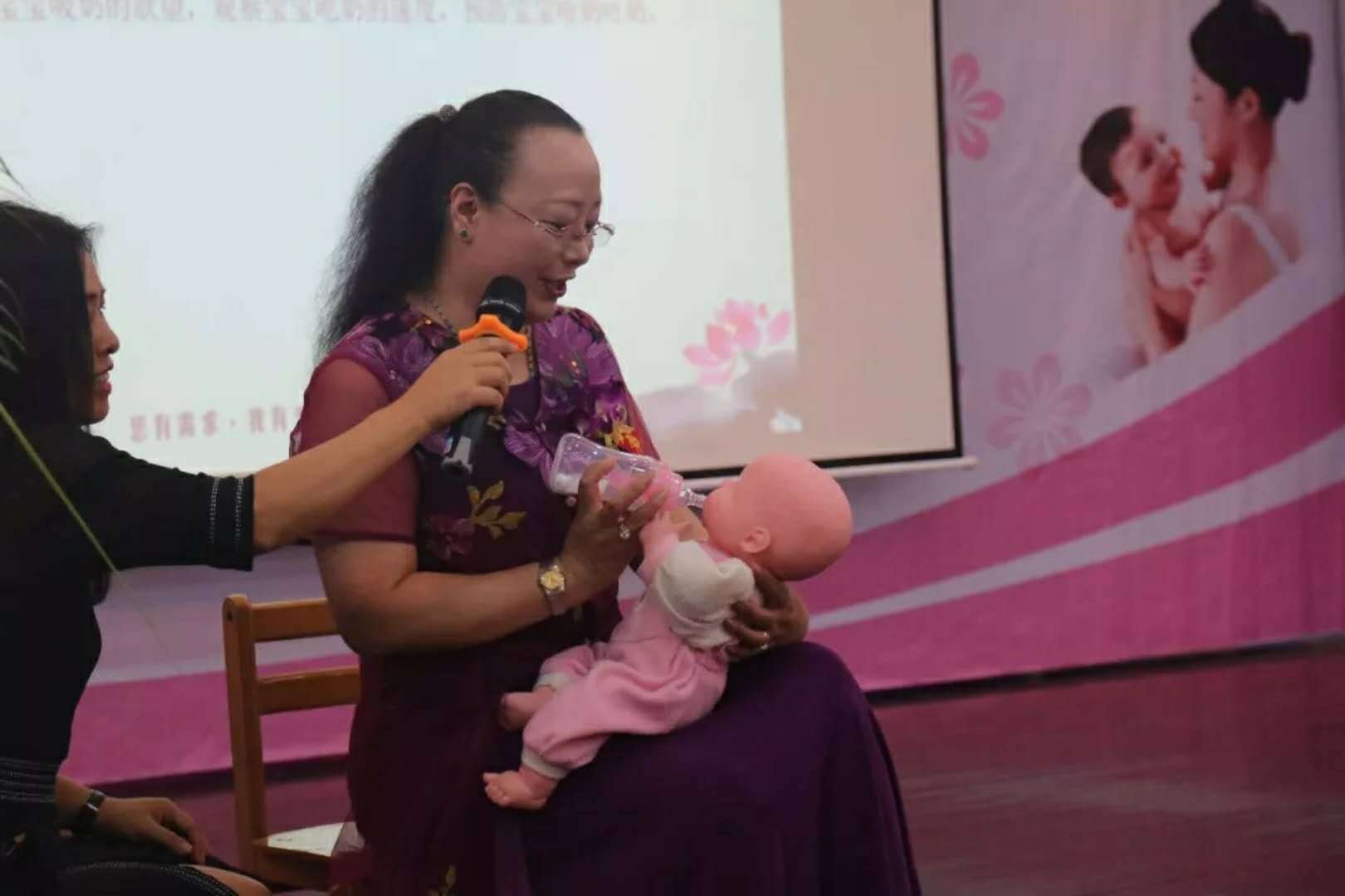 广禾堂钟宇富受邀出席广西南宁家协,力促家政行业升级迭代