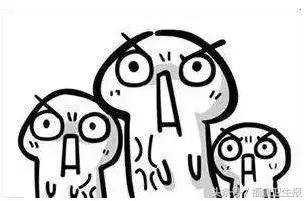 打耳洞后耳朵里长肉球怎么办,打耳洞后女子耳垂长出肉疙瘩