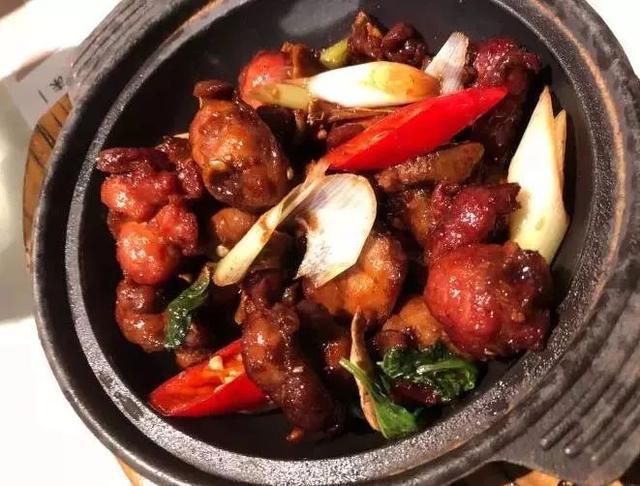 藏在市中心的美食街,吃一年都吃不够!第一个就是北京人爱吃的