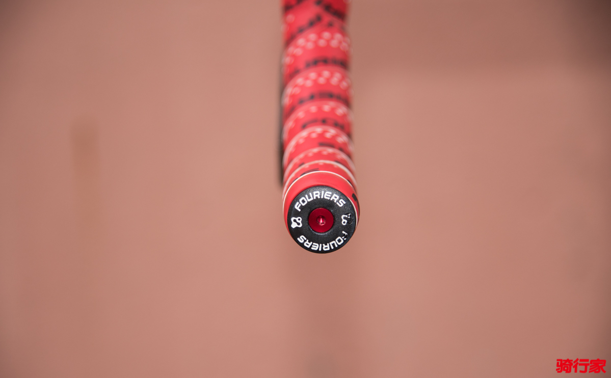 充分自由展示个性的平台——LAMINARATUR