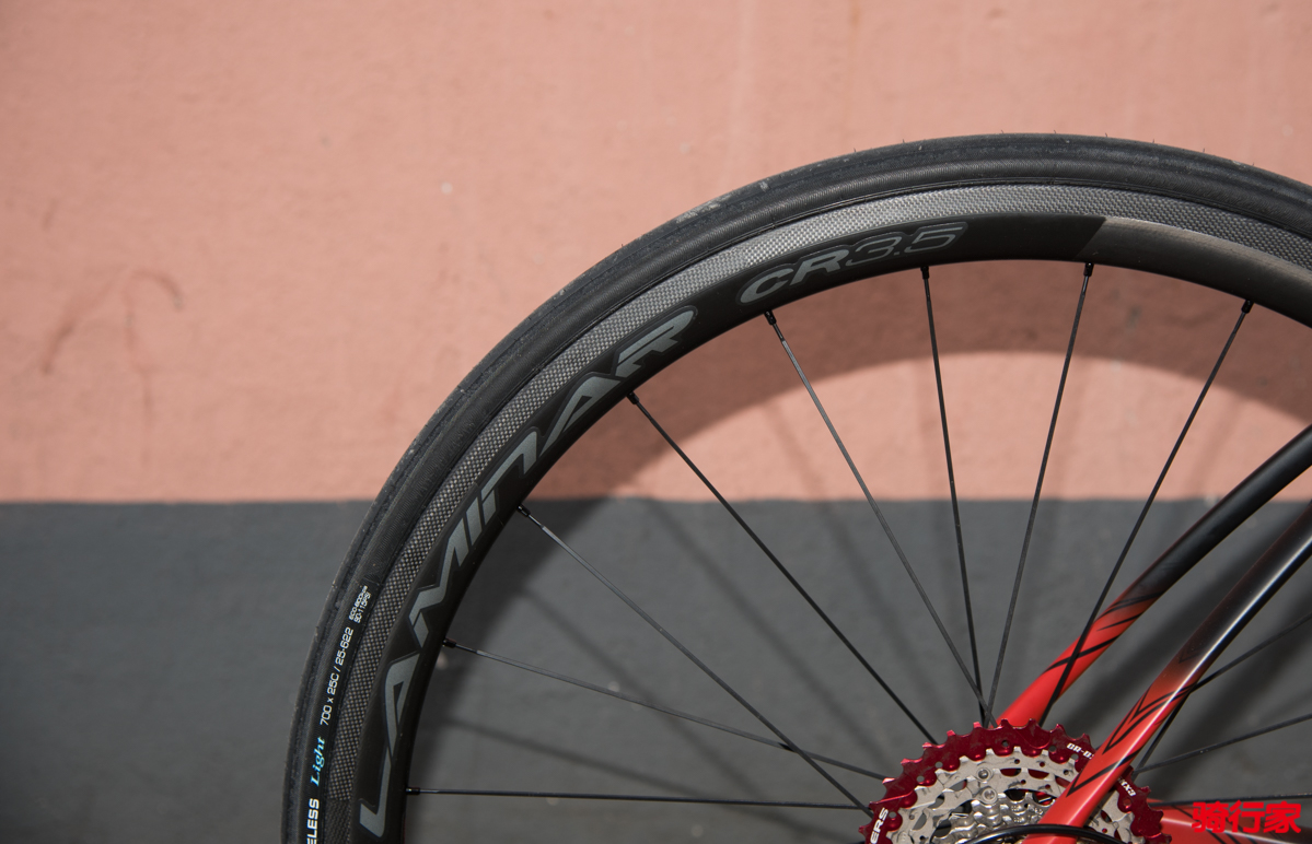 充分自由展示个性的平台——LAMINARATUR