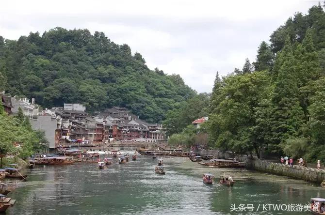 凤凰三天两晚旅游攻略,去凤凰旅游攻略三天