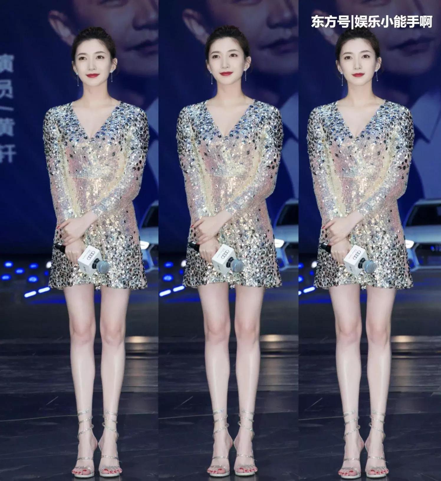 江疏影厉害了，裙子已经短到尽头还在腿间剪掉一块，看着脸都红了