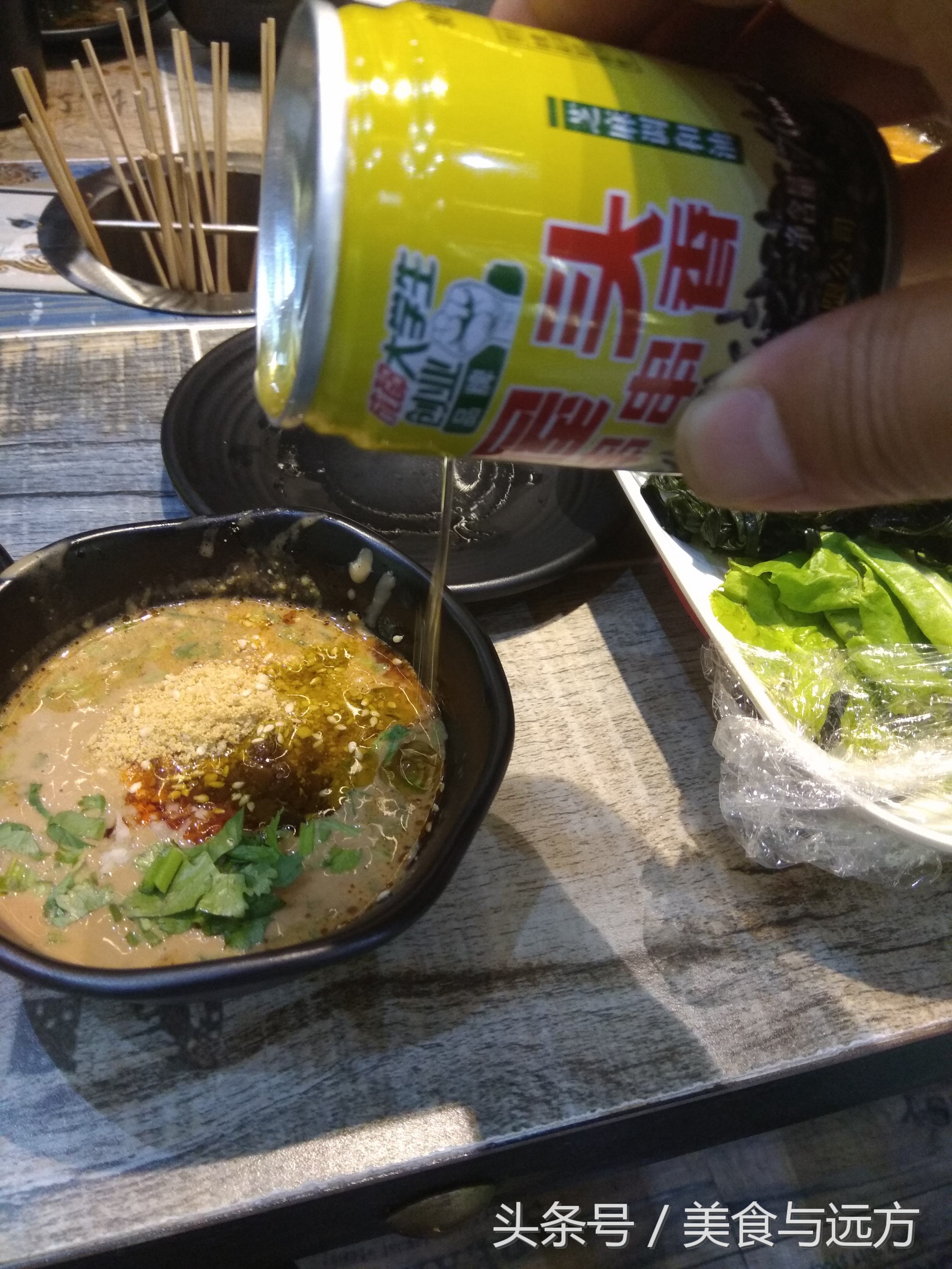 屋头串串成都探店,成都屋头串串香三原店