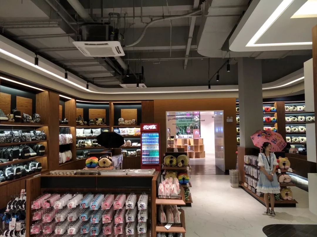 华谊迪士尼,上海迪士尼和苏州华谊电影世界