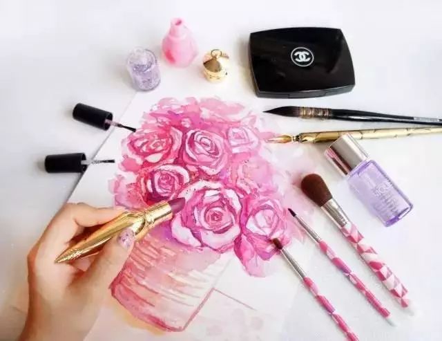 新加坡才女用口红和指甲油创作的高定礼服,居然比设计师手稿还要美!