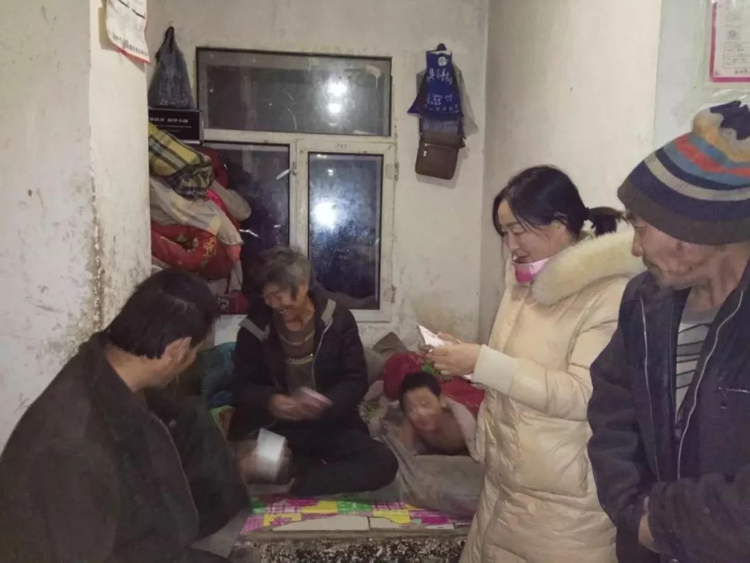 脱贫攻坚一线巾帼风采——莫旗杜克塔尔村妇联主席孟玲桃