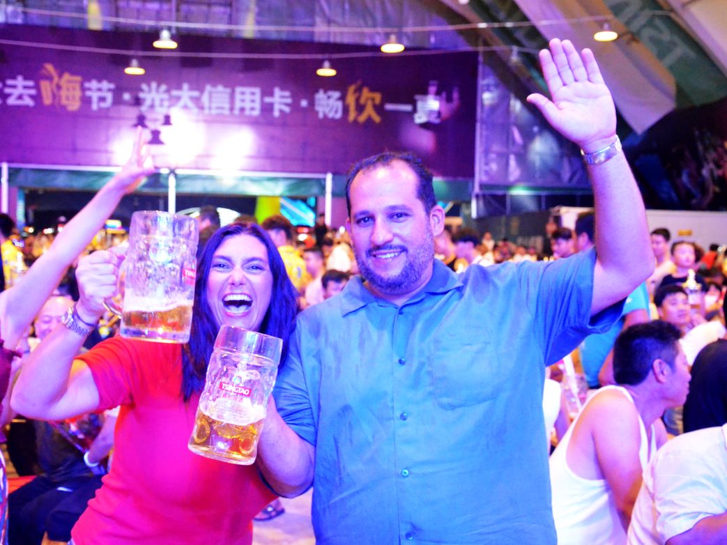 嗨了！13座啤酒大篷大摆饕餮盛宴！