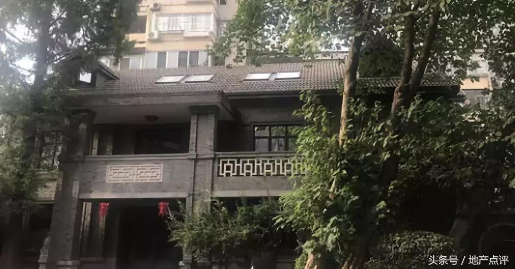 2.3亿！至少12套江湾城四期！张治中公馆又出售，亿元级豪宅深扒