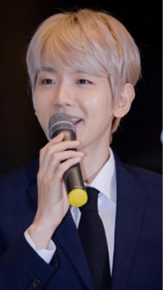 exo的盘点,现在的exo和刚出道的exo合照