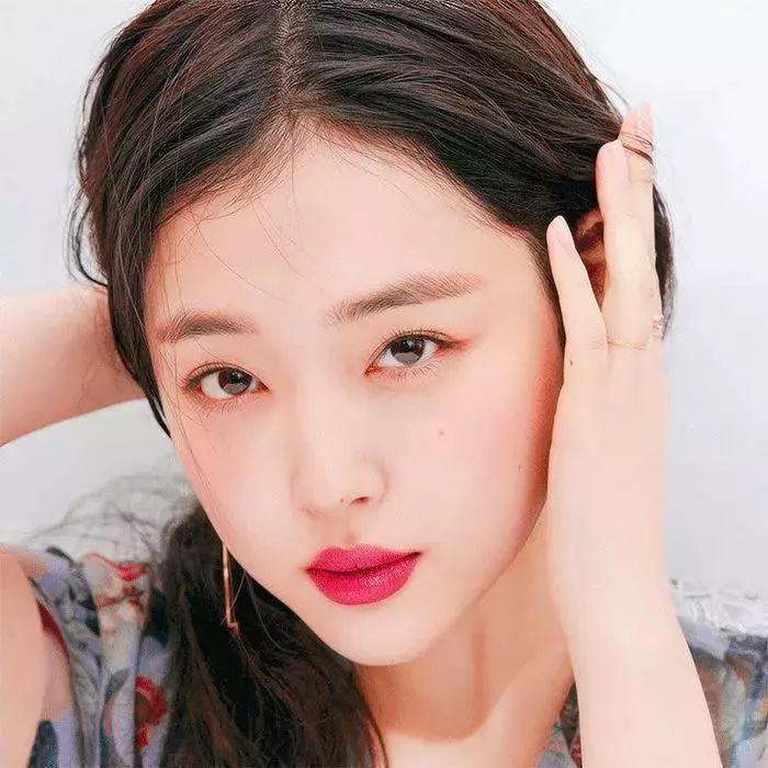 断货半年，抢都抢不到！荣登Cosme榜首，用完肌肤嫩到爆