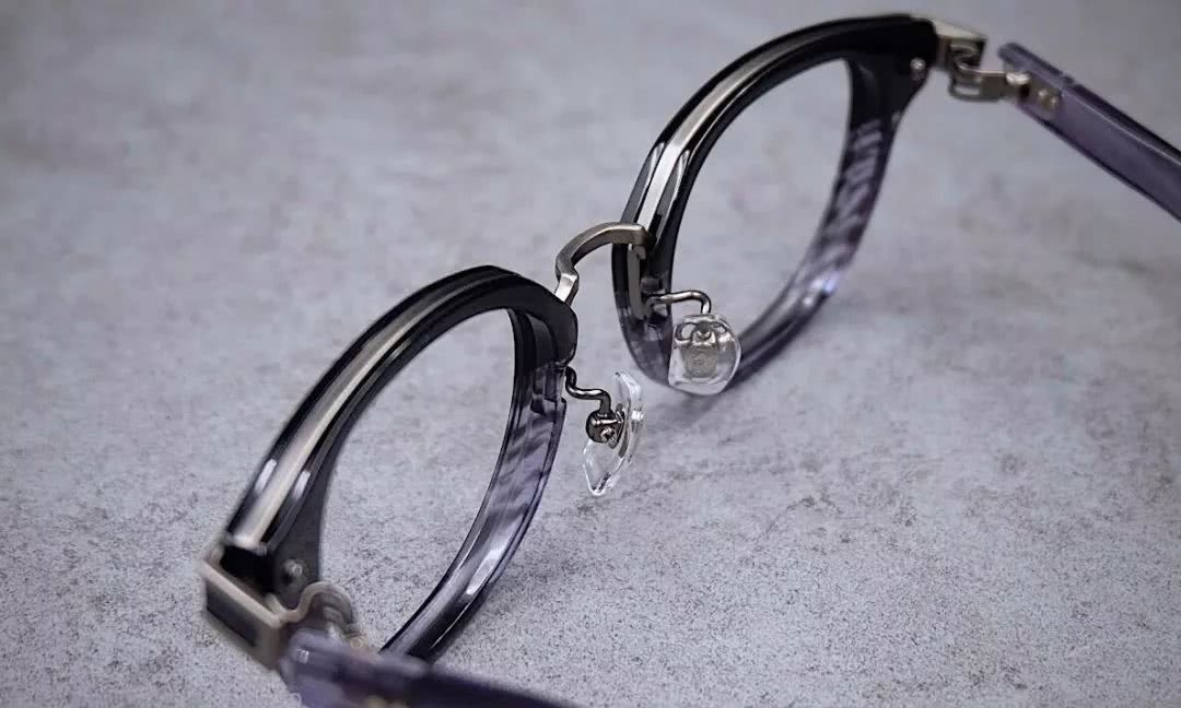 潮闻快食知名鞋店Solebox要求买家上脚离店！