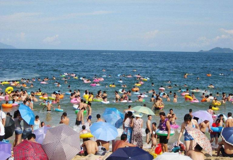 海边玩遇危险,在海边游玩需要注意的事项