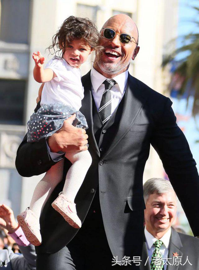 “男朋友胸比我大”是种什么体验？