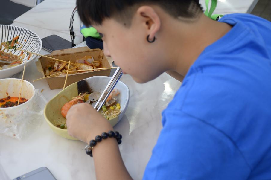 成都特色美食必打卡网红街,探访成都新晋网红美食街地道美食