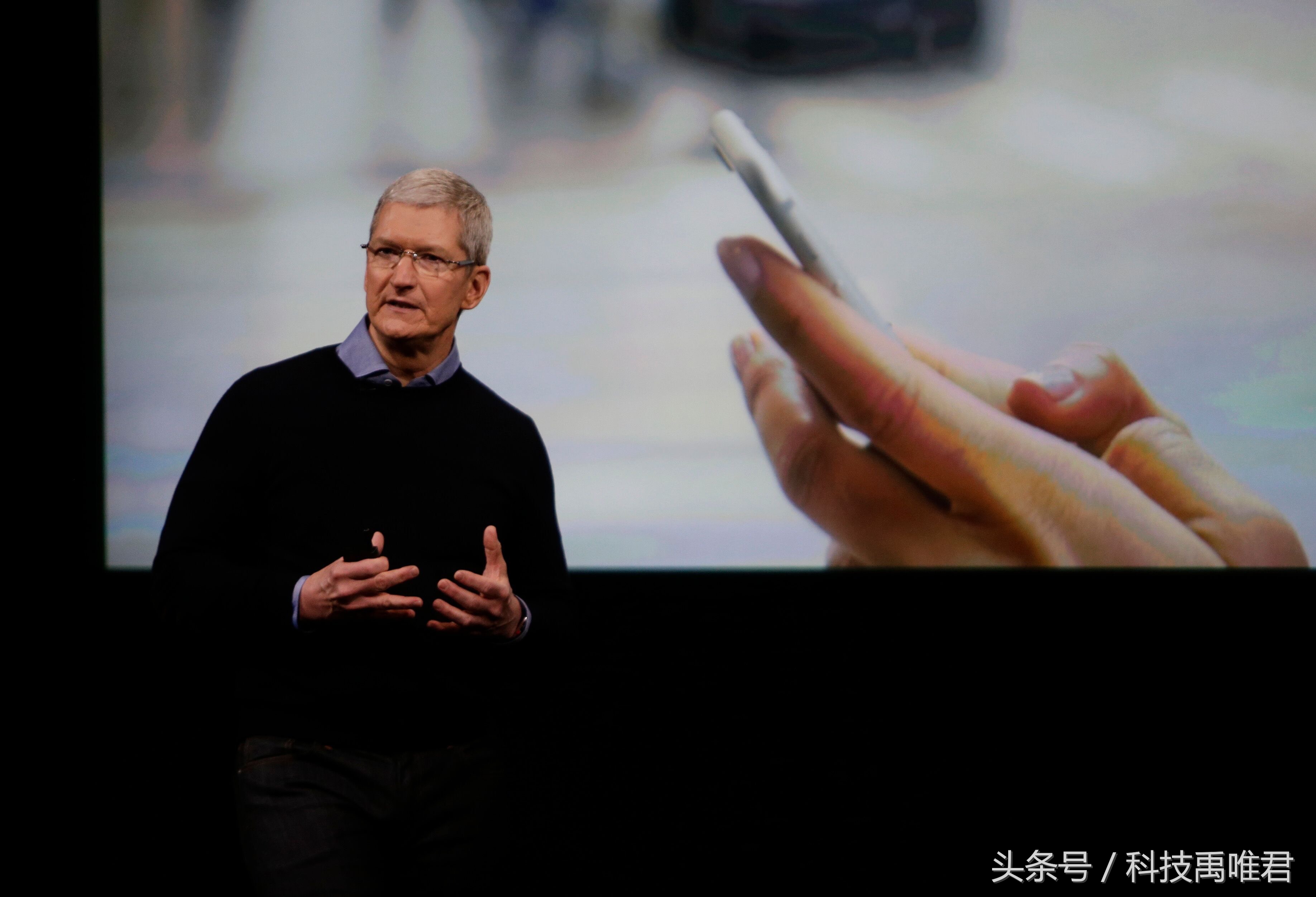 苹果连HOME键都没了，为什么还要留着实体静音键？有什么含义么？