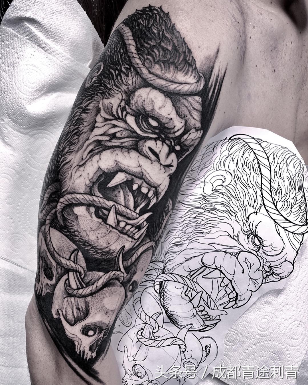 从球场到纹身店，一个差点被足球“耽误”的纹身师