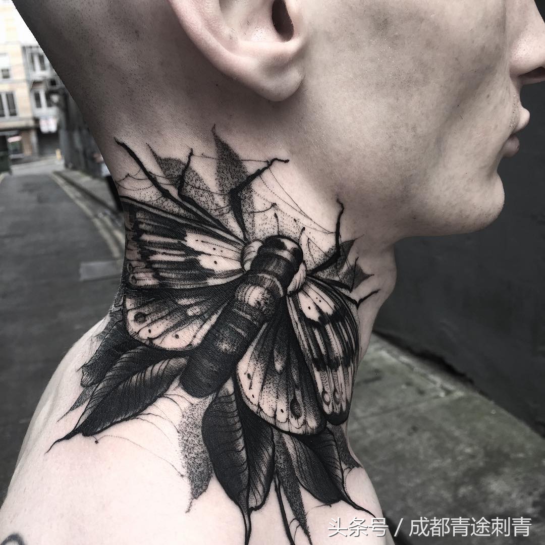 从球场到纹身店，一个差点被足球“耽误”的纹身师