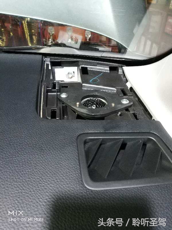 西安森林人音响改装,兰州汽车音响改装森林人