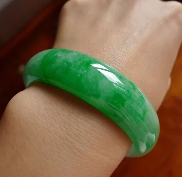 王翡翠老师,翡翠珠宝王老师