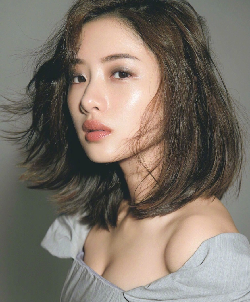 平价彩妆绿色眼影,绿色眼影怎么画好看