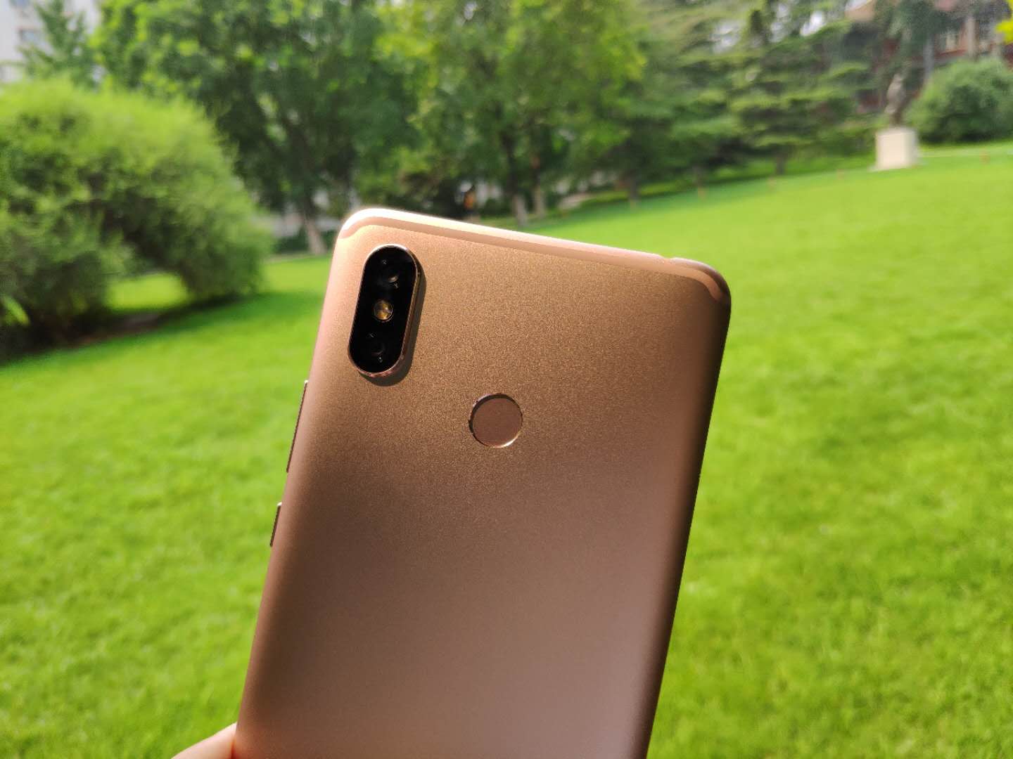 小米max3有好的相机软件吗,小米max3相机是索尼的吗