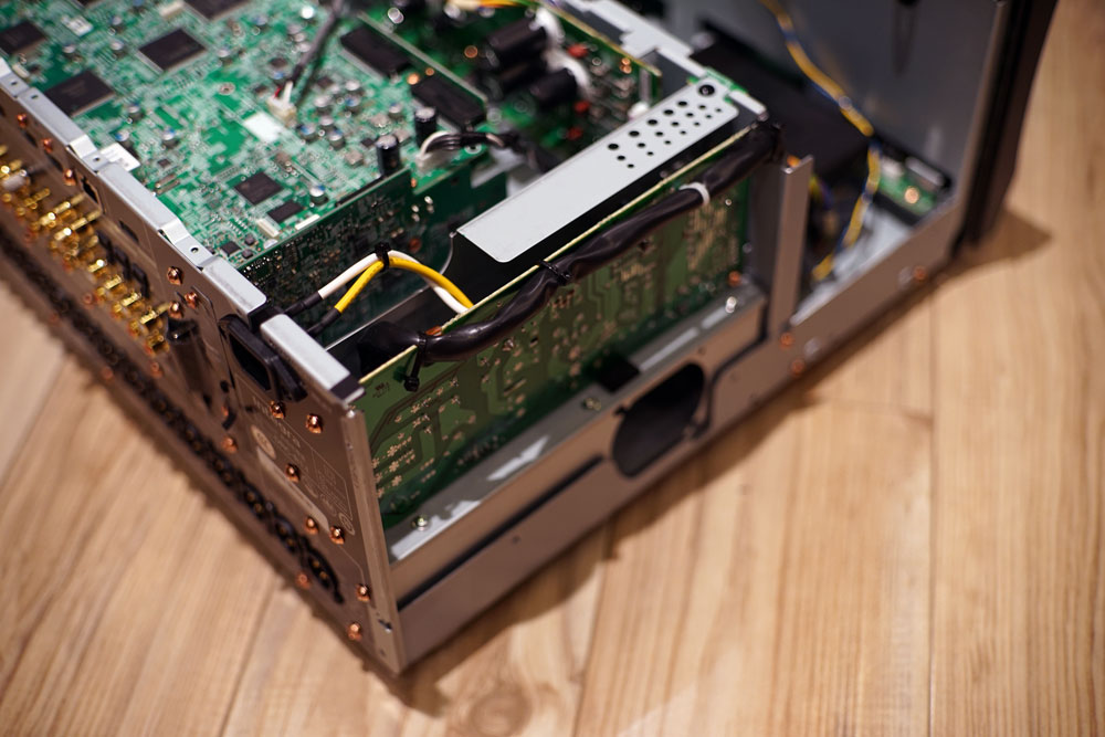 原来并没有对应的安桥!Integra旗舰前级DRC-R1.1简单点评