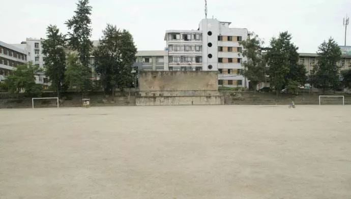 先睹为快！新建成的贡井体育场长这样！