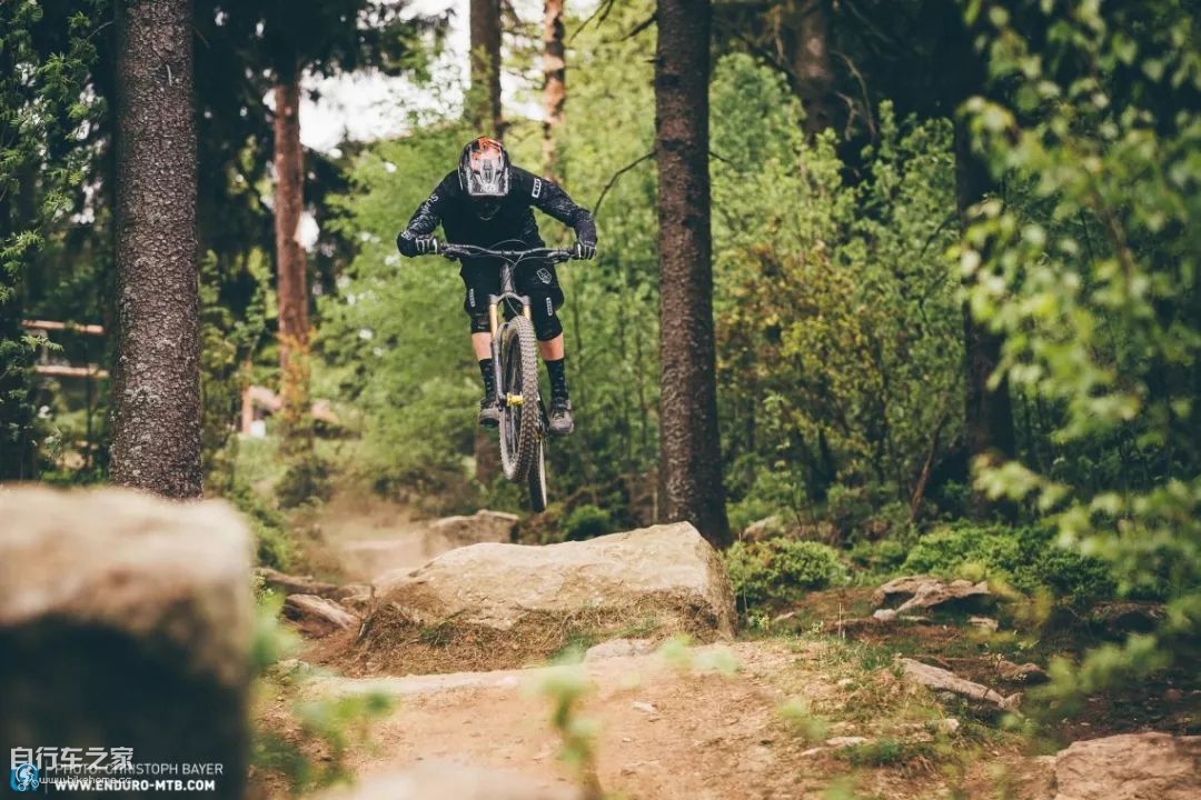 谁可登上德意志第一的宝座？CanyonTorque对决YTCapra