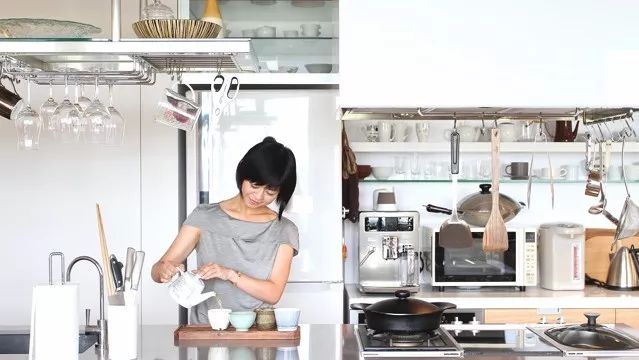 不上班、自由职业、旅行、买买买，她替好多人过上了想要的生活