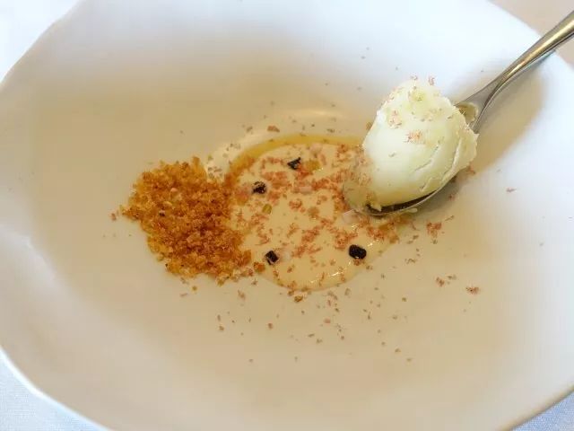 这家奇葩餐厅“坑”了中国食客，却征服了米其林食探，连奥巴马夫妇都是它的粉丝！