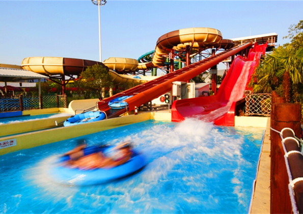 清凉一夏人气最高的水上乐园推荐,全国都有哪些好的大型水上乐园