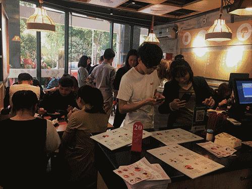 撸串喝酒一站式体验,撸串喝酒正宗东北味