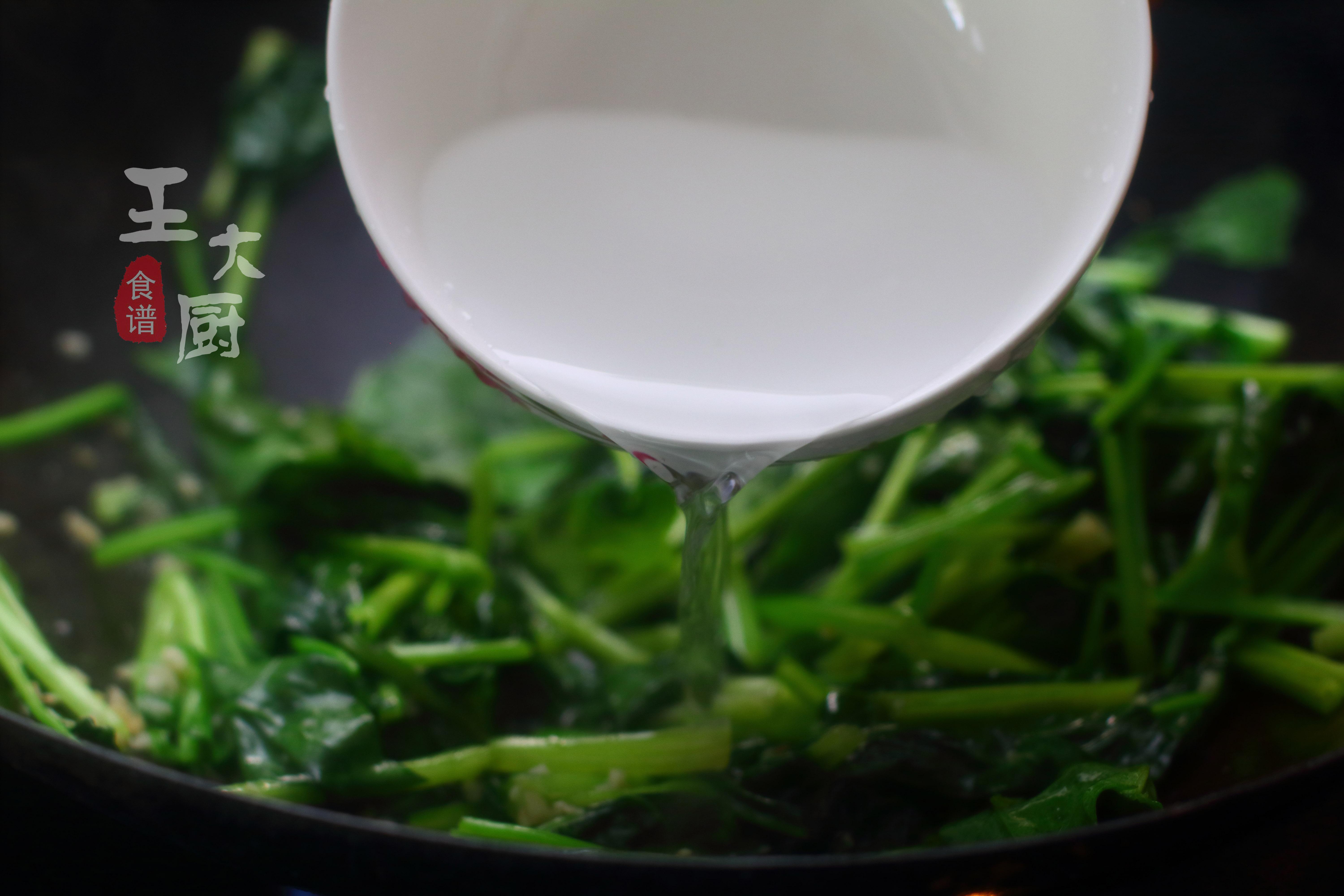 菠菜豆腐怎么炒第一美食,菠菜炒豆腐正确做法