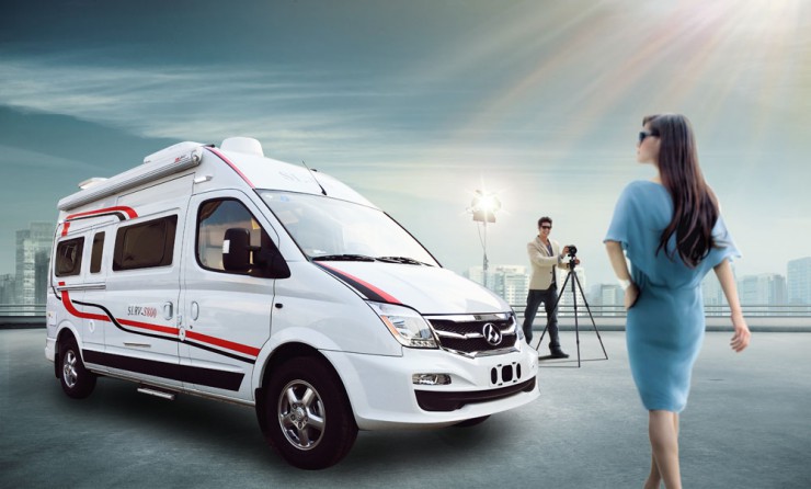 810沈阳房车展销会车型抢先看之一：自行式大通B型、C型