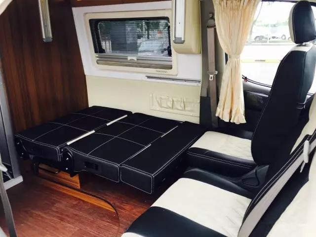 810沈阳房车展销会车型抢先看之一：自行式大通B型、C型