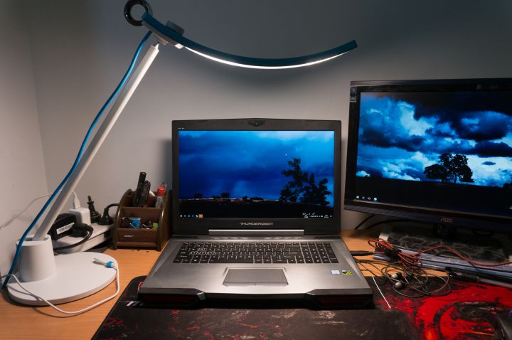 笔记本电脑屏幕种类以及好坏,买笔记本电脑重点看重cpu还是屏幕