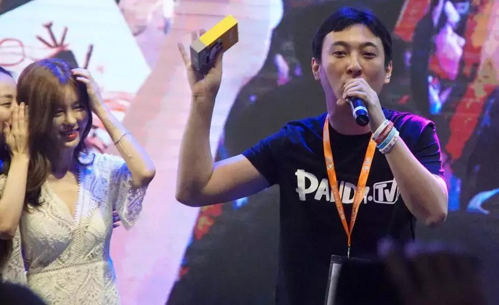 王思聪熊猫直播亏损如何补上,熊猫直播王思聪挣到钱没有