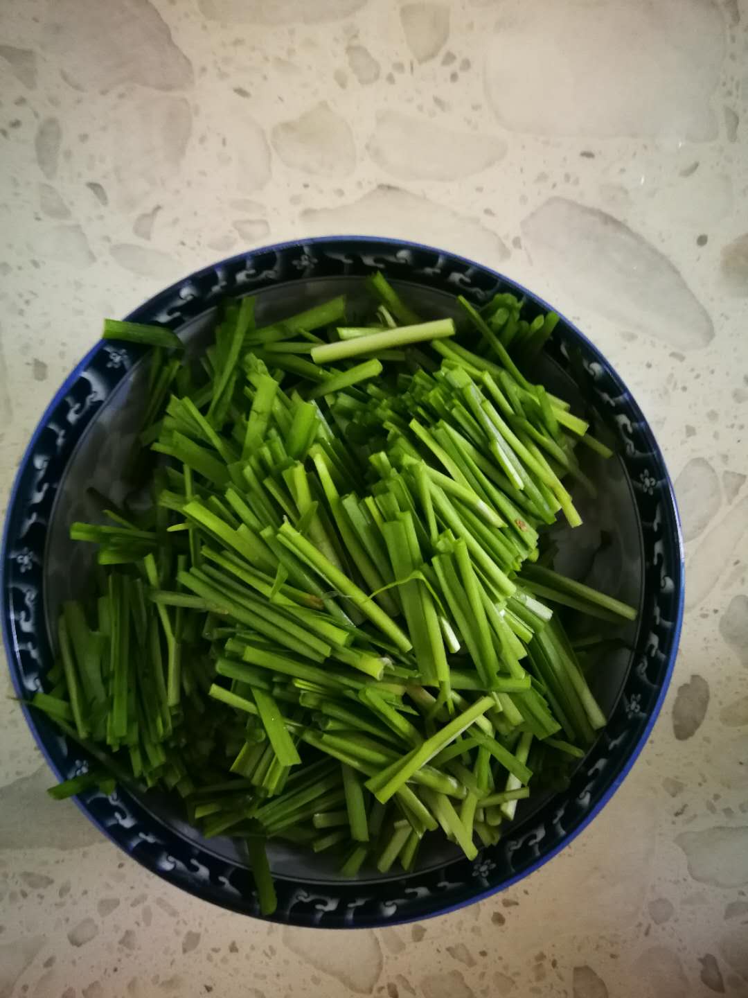 请问韭菜和河虾怎么炒呀,韭菜炒小河虾的家常做法