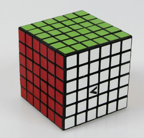 魔方高手用的魔方,魔方初学者用什么型号最好