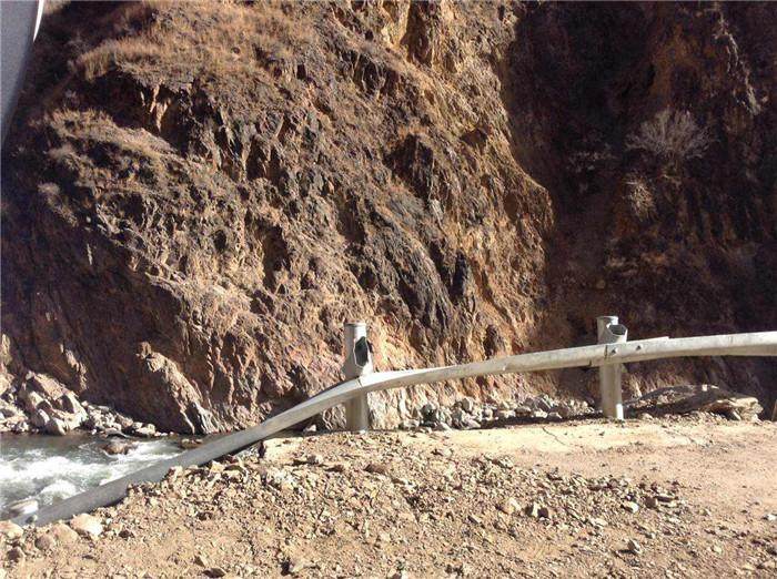 成都到西藏旅游最安全线路,成都到拉萨自驾路况如何