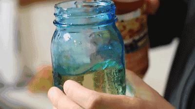 滚筒洗衣机脏东西跑出来,滚筒洗衣机怎么把脏衣服洗干净