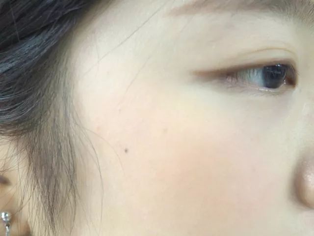 nars腮红液体和粉状,nars高潮腮红打在颧骨还是脸颊